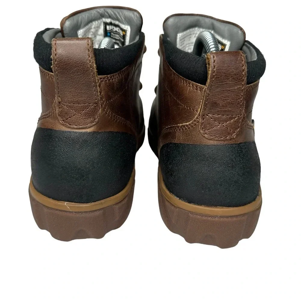 BOGS Men's Classic Casual Chukka Ankle Boot in Cognac. Sz: 11